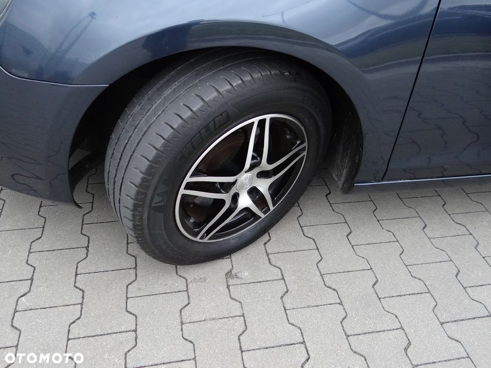 Volkswagen Golf - 21