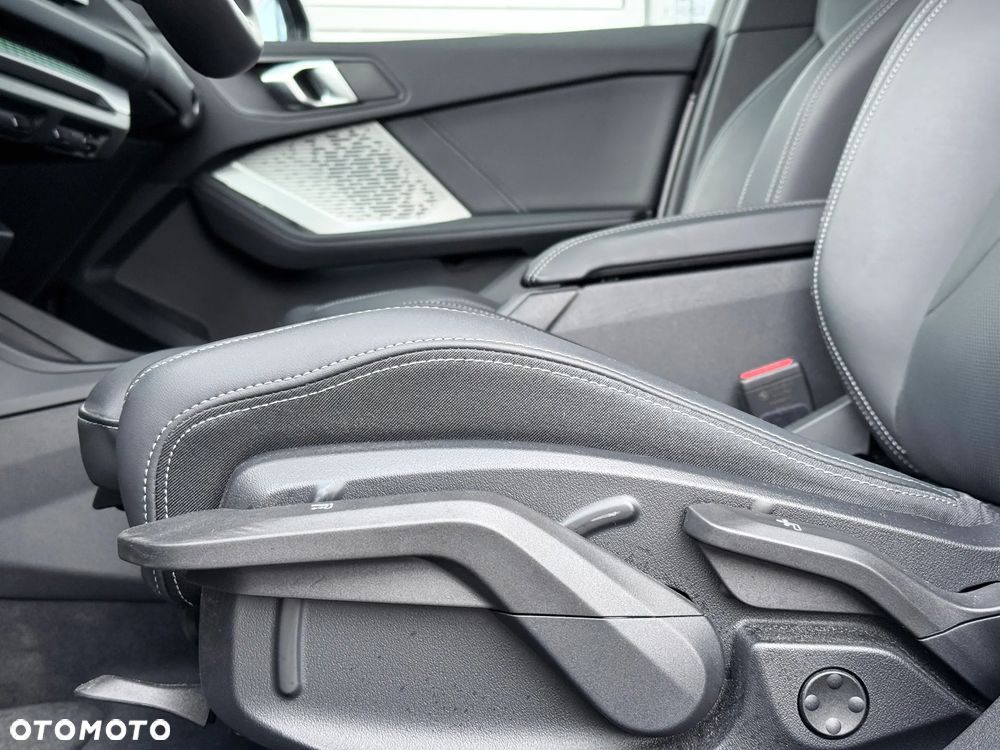 BMW Seria 1 120 - 30