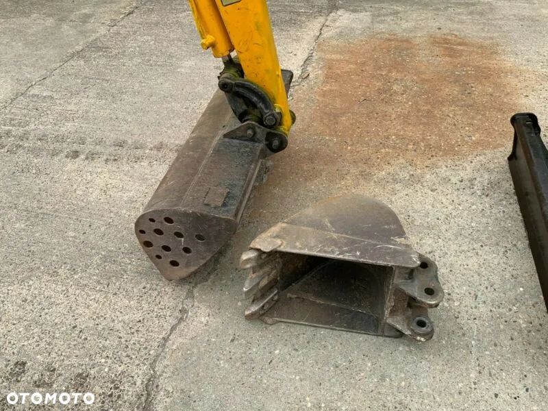JCB 8018 - 2