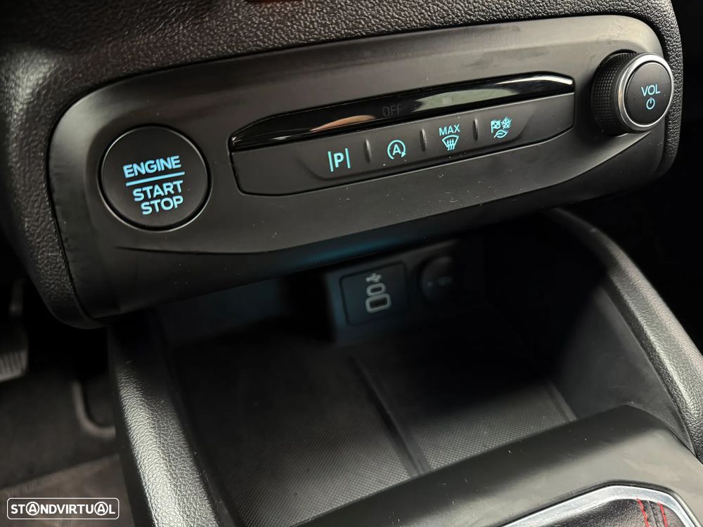 Ford Focus 1.0 EcoBoost MHEV ST-Line - 26