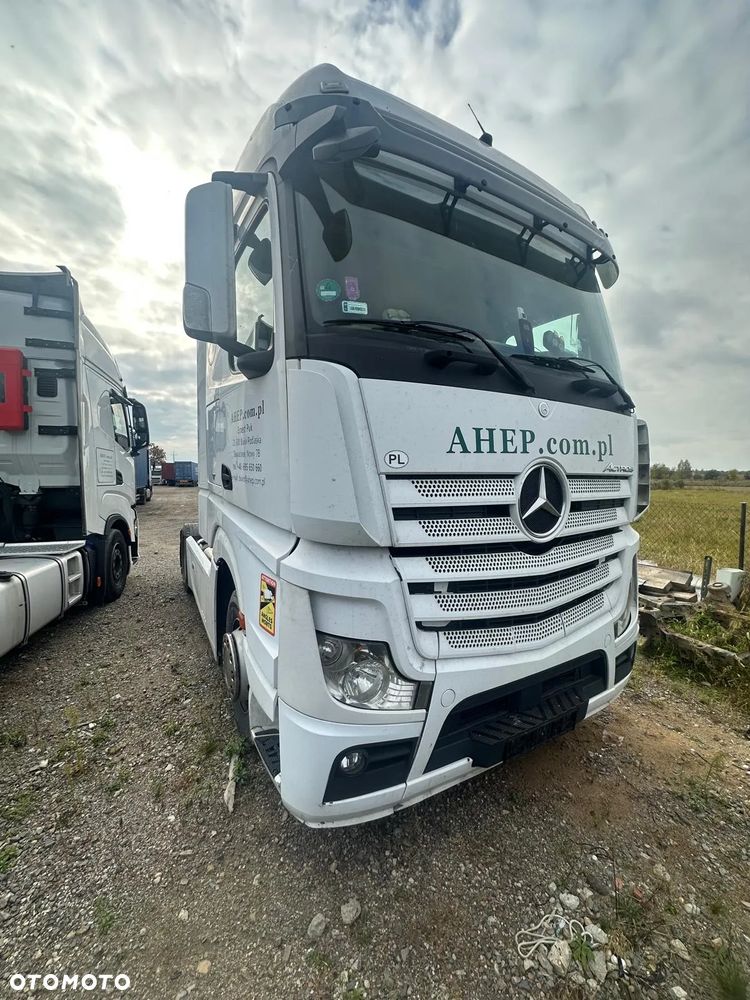 Mercedes-Benz Actros - 6
