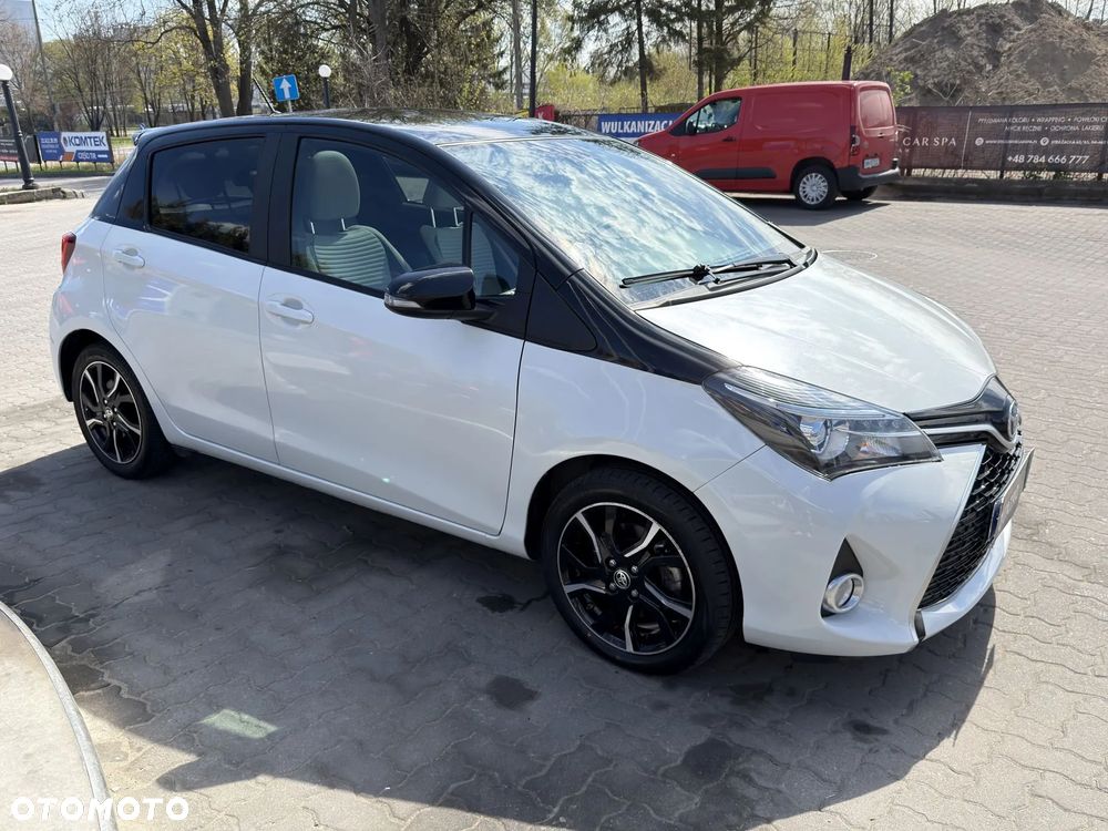 Toyota Yaris 1.5 VVT-i Selection - 4