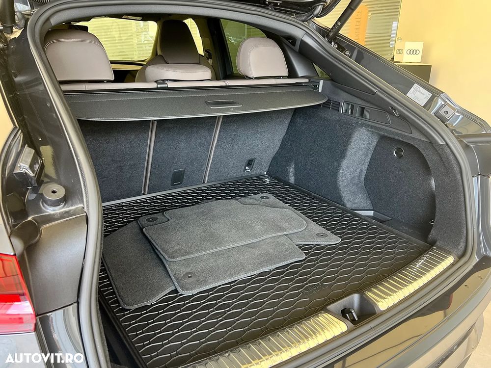 Audi Q5 Sportback - 39