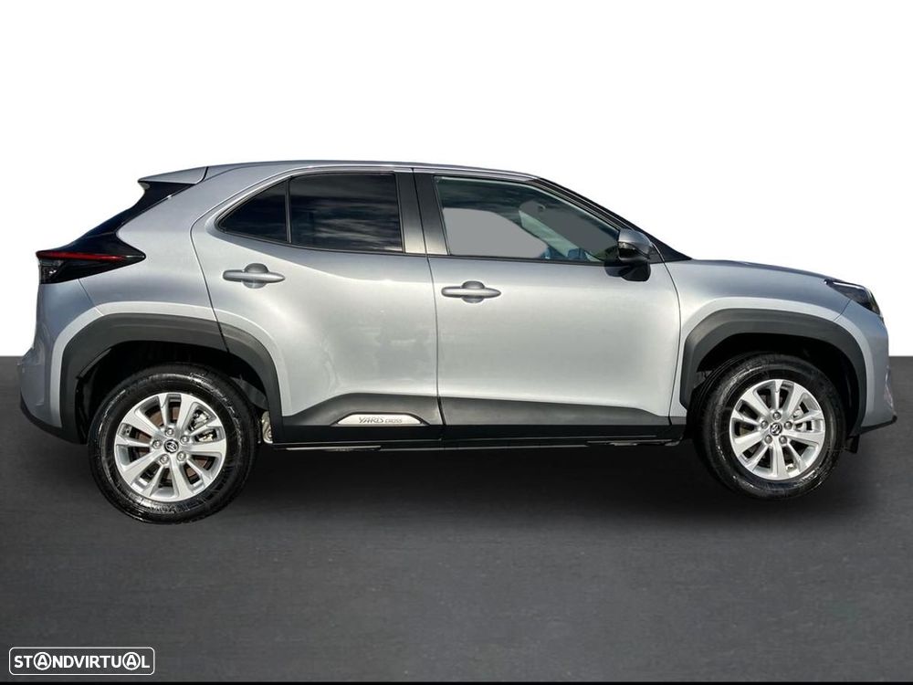 Toyota Yaris Cross 1.5 HDF Comfort Plus - 14
