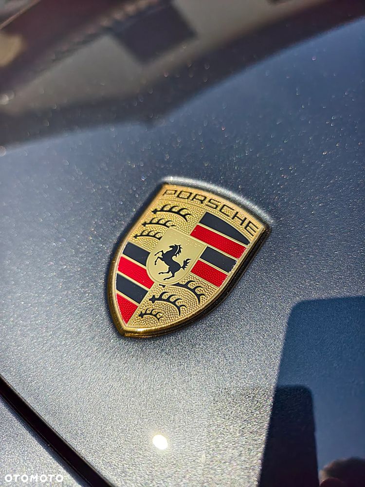 Porsche Panamera 4 E-Hybrid Platinum Edition - 4