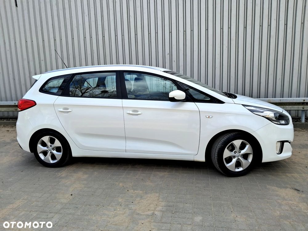 Kia Carens 1.6 GDI Dream Team Edition - 5