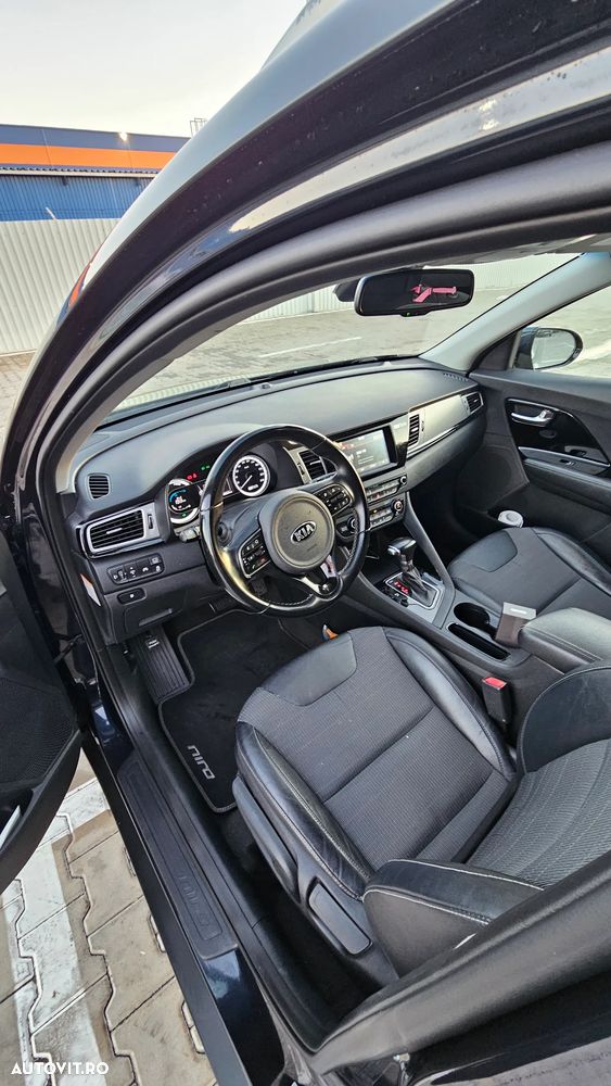 Kia Niro 1.6 GDI 2WD Aut. Spirit - 6