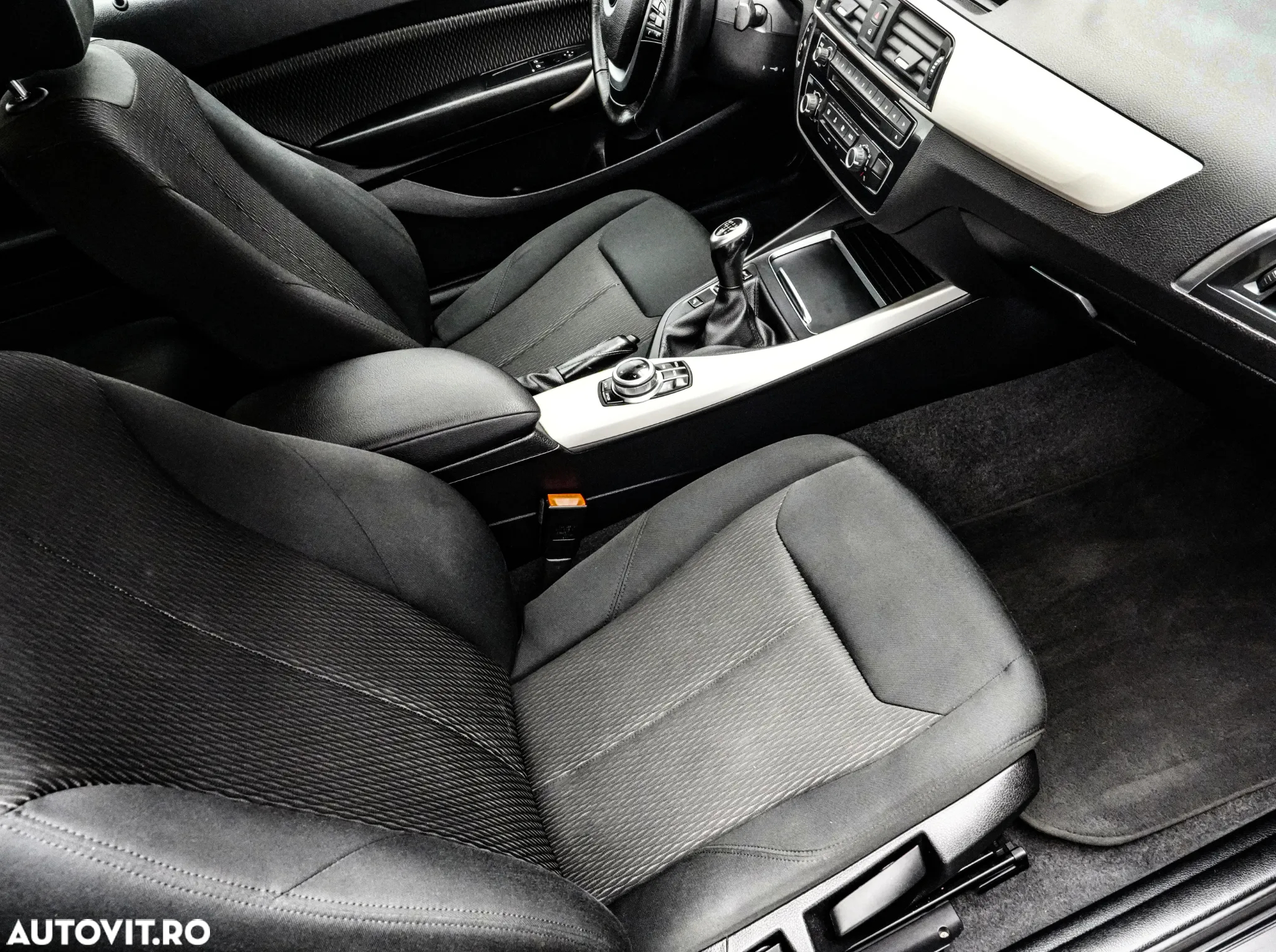 BMW Seria 2 218d Advantage - 13