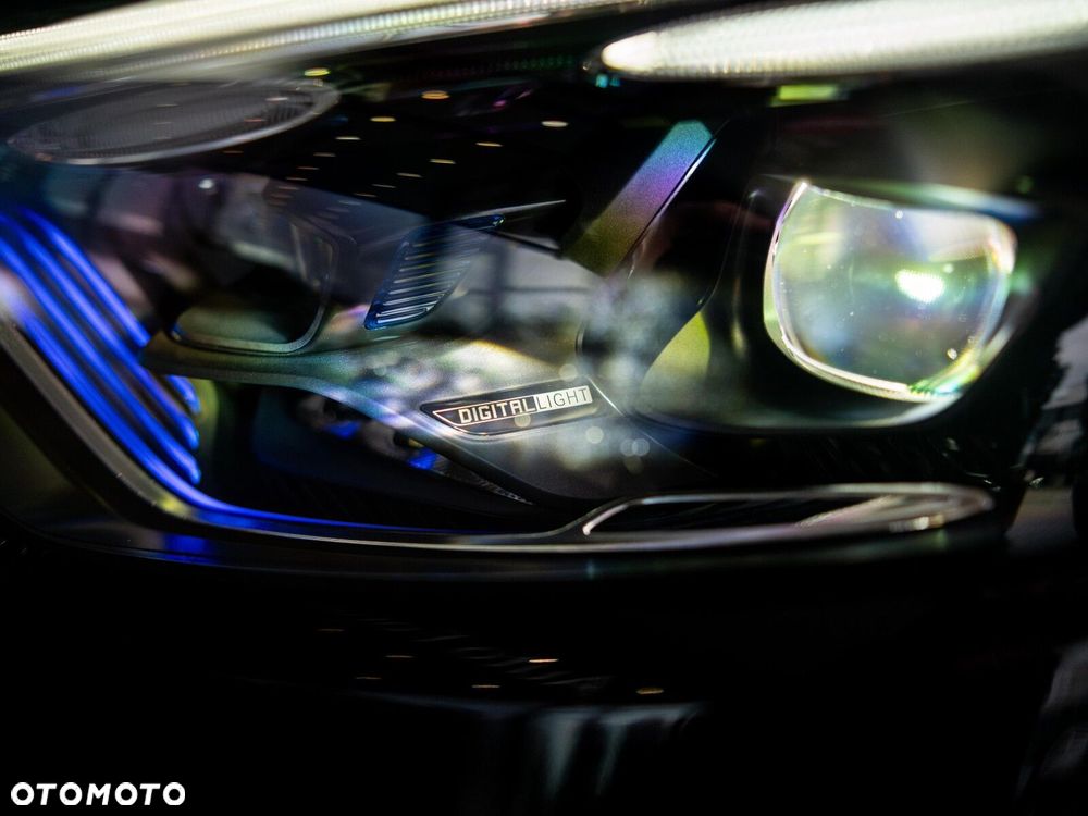 Mercedes-Benz GLC - 30