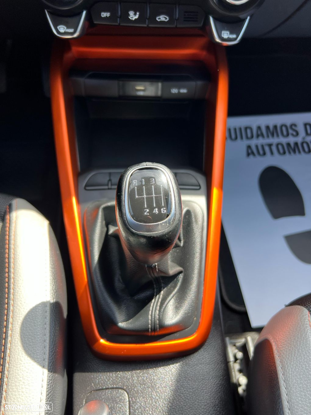Kia Stonic - 22