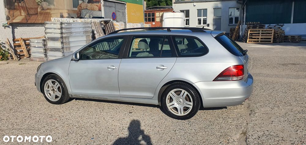 Volkswagen Golf 1.6 TDI BlueMot Trendline DSG - 8