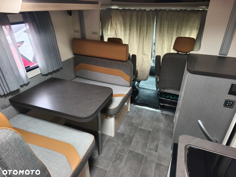Renault Renault Master AHORN 660 Plus 6osób łóżko elektryczne - 18