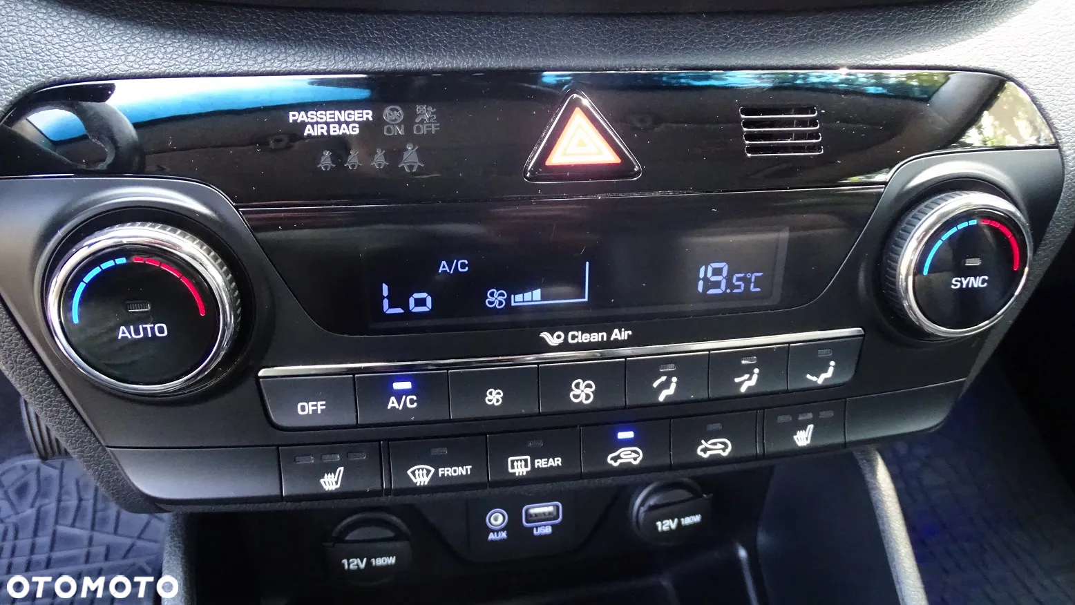 Hyundai Tucson 1.7 CRDI BlueDrive Style 2WD - 23