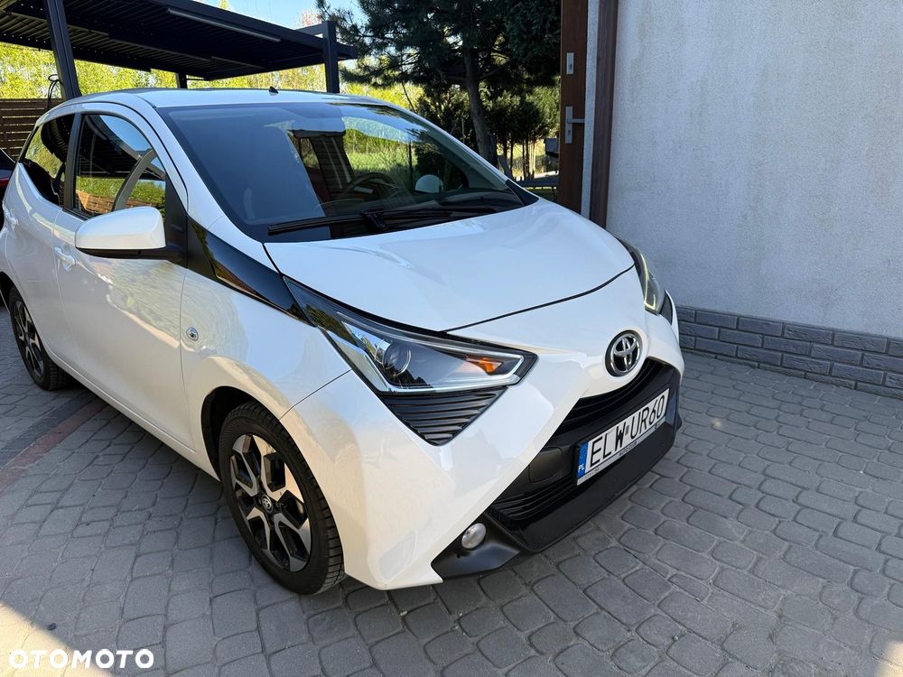 Toyota Aygo x-play connect - 20