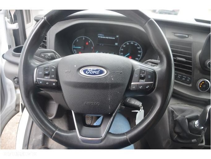 Ford Transit - 17