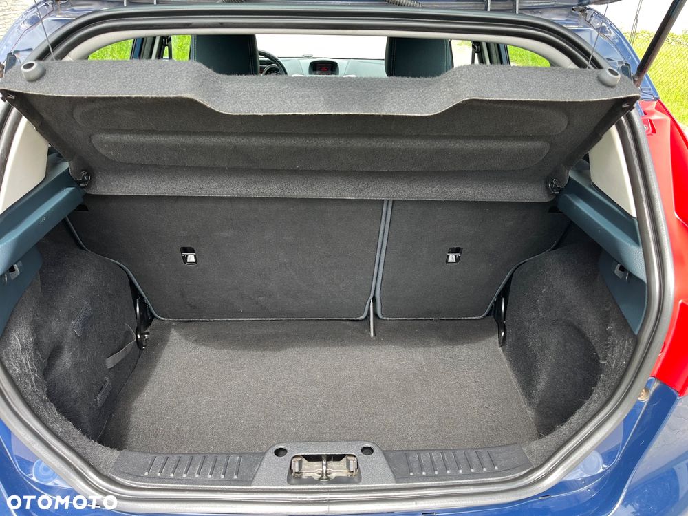 Ford Fiesta 1.4 Titanium - 31