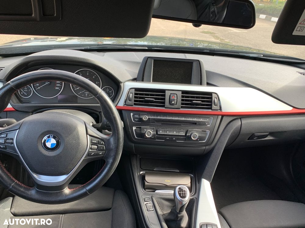 BMW Seria 3 318d - 17