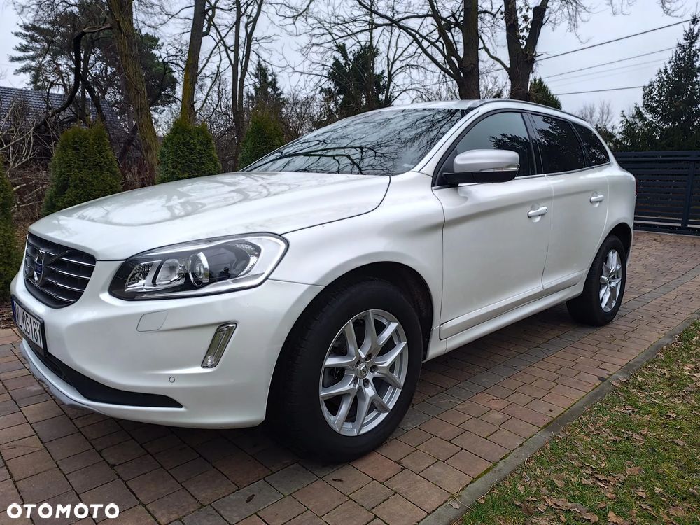 Volvo XC 60 D4 AWD Geartronic Momentum - 1