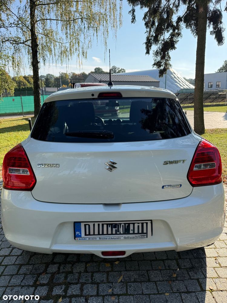 Suzuki Swift - 4