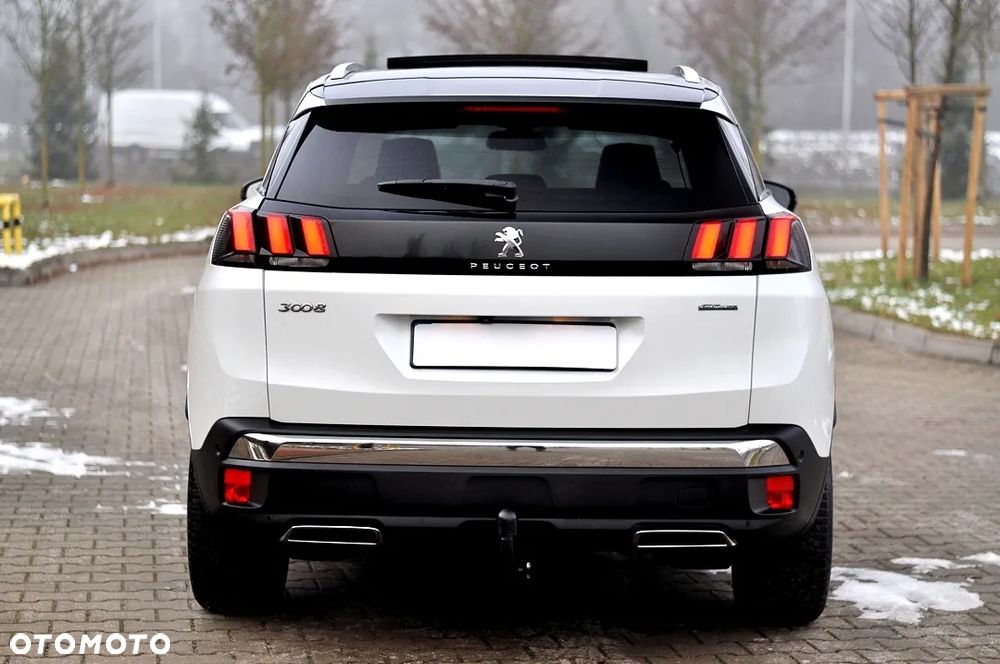 Peugeot 3008 1.2 PureTech Allure S&S - 12