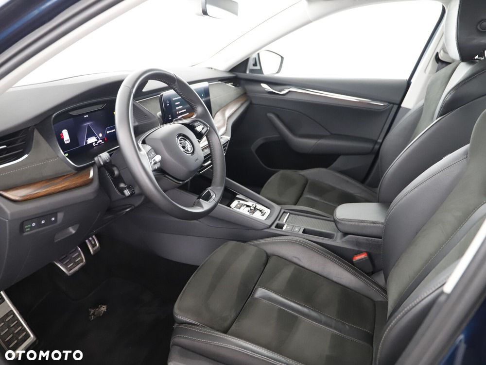 Skoda Octavia 2.0 TDI 4x4 Scout DSG - 9
