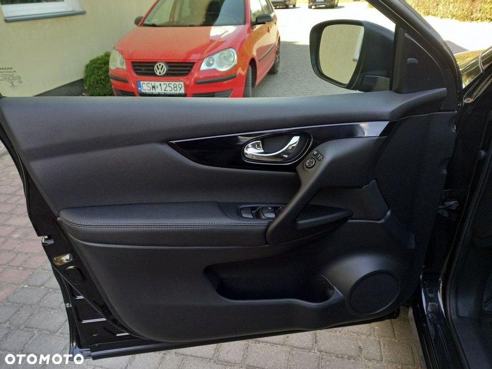 Nissan Qashqai 1.6 dCi DPF tekna - 26