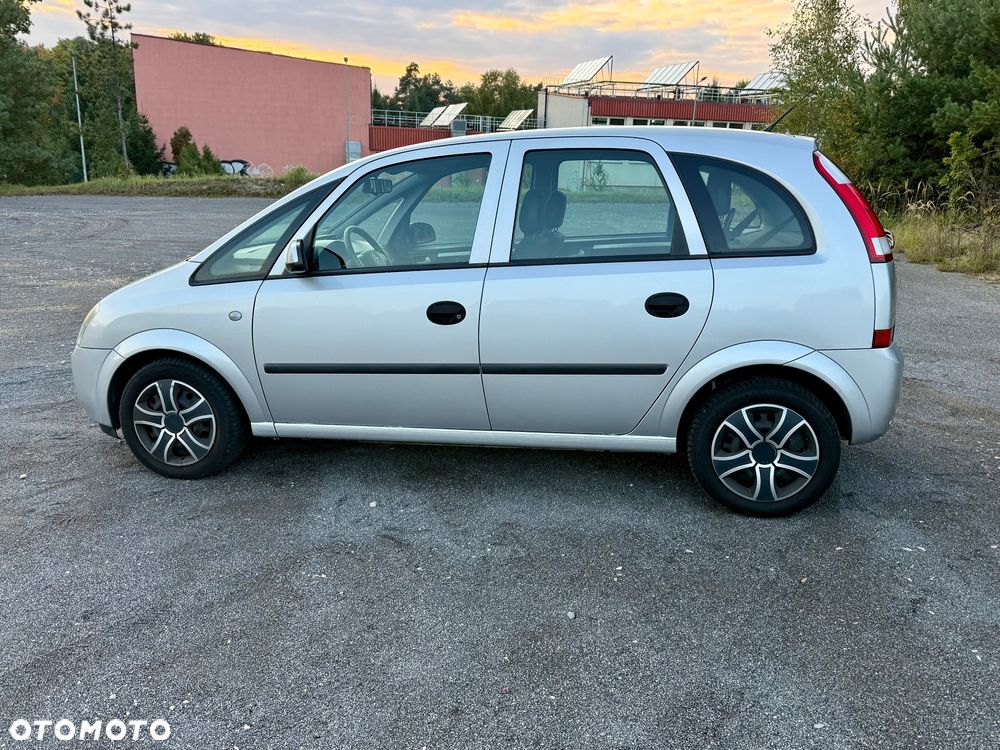 Opel Meriva 1.6 16V Essentia - 3