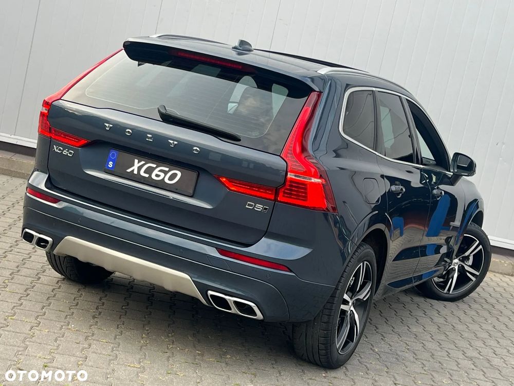 Volvo XC 60 D5 AWD Momentum - 4