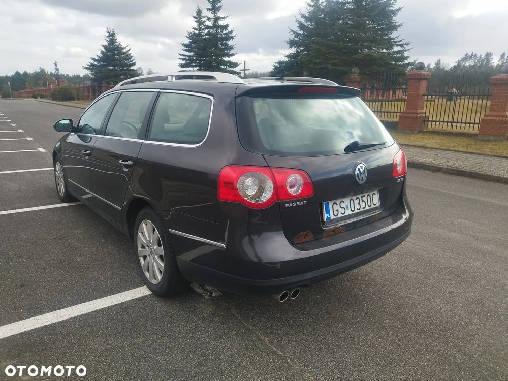 Volkswagen Passat 2.0 TDI Comfortline - 4