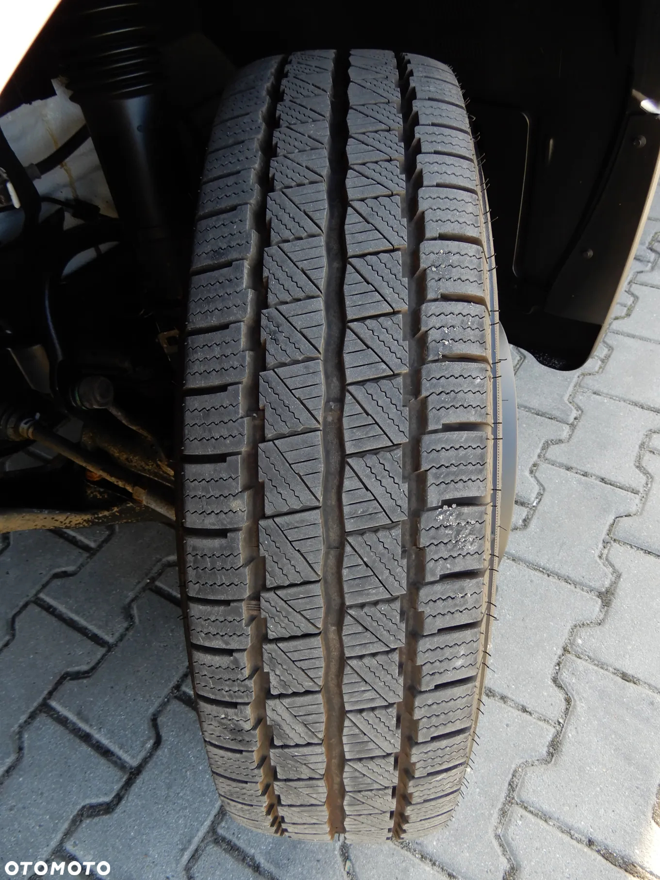 Mercedes-Benz Sprinter 516 CDI 163 KM 2.2 CDI Chłodnia Mroźnia -32*C +29*C Boczne Drzwi x 2 Izoterma PLANDEX 4.19 Cm 8.E.Palet Agregat Thermo King V300 MAX Zasilany Na Postoju V230 Stan Auta Jak NOWY - 10