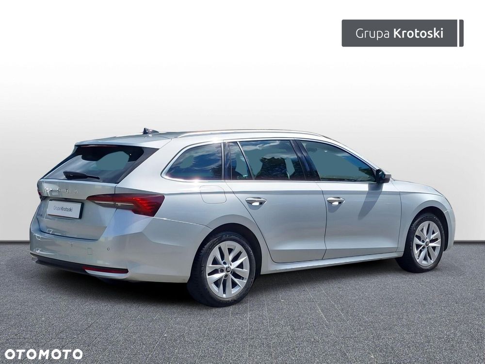 Skoda Octavia 1.5 TSI mHEV Selection DSG - 6