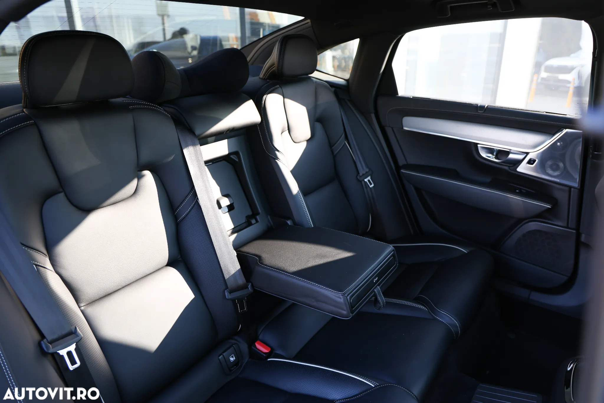 Volvo S90 Recharge T8 AWD Ultimate Dark - 16