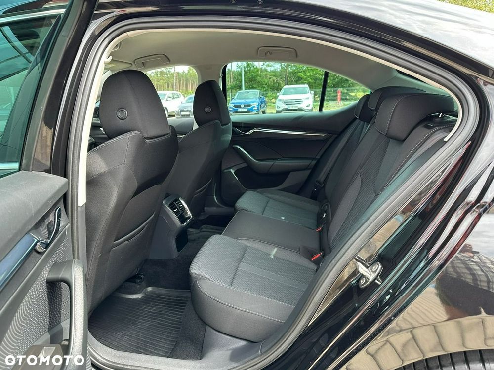 Skoda Octavia 2.0 TDI Style DSG - 15