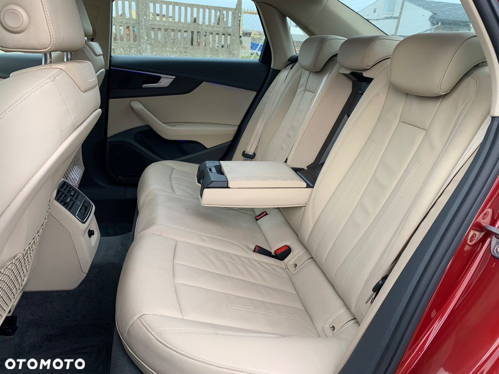 Audi A4 Limousine - 9