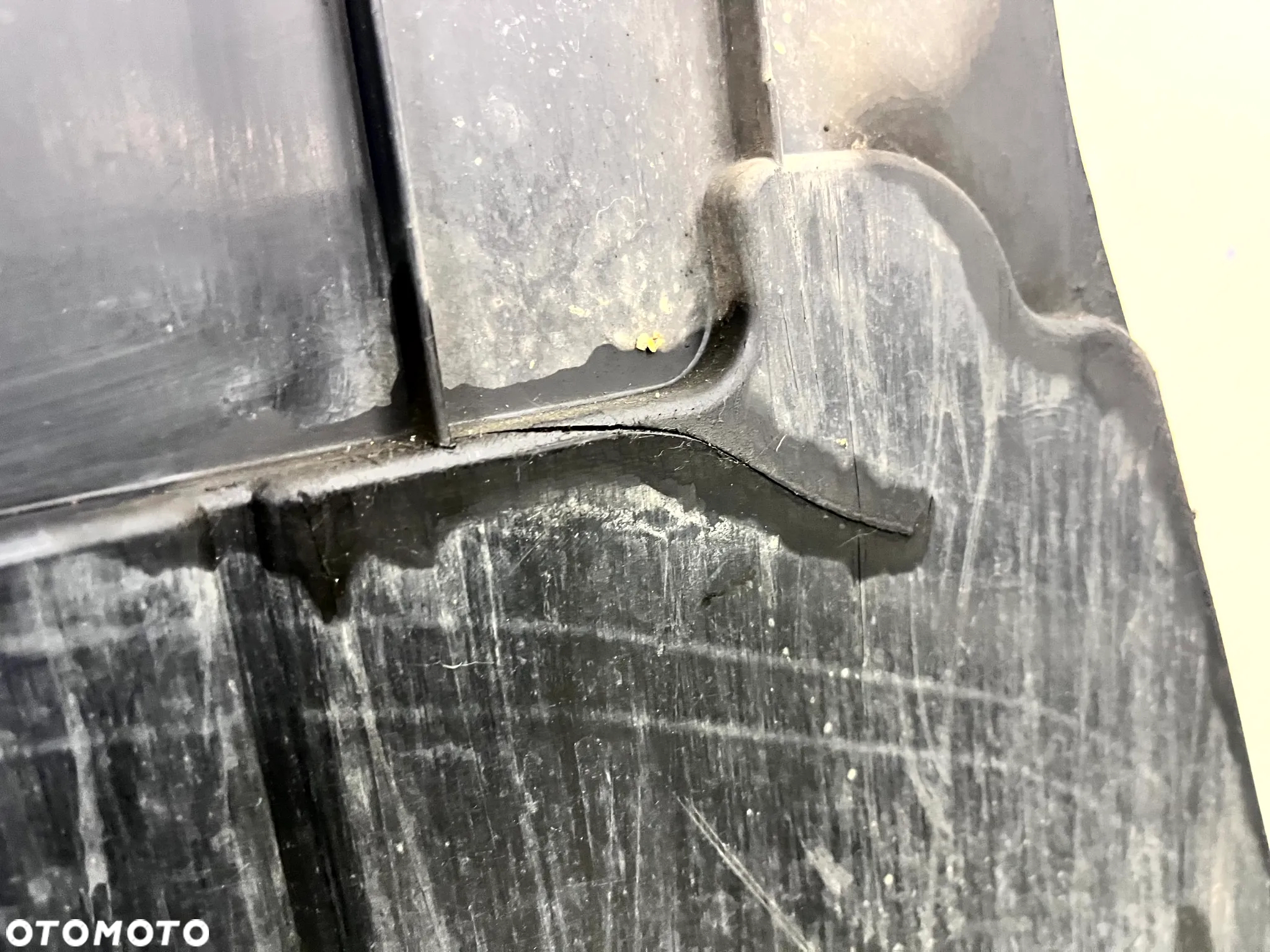 RENAULT MEGANE III OSŁONA POD SILNIK DOLNA LEKKO USZKODZONA ORYGINAŁ 758900006R - 3