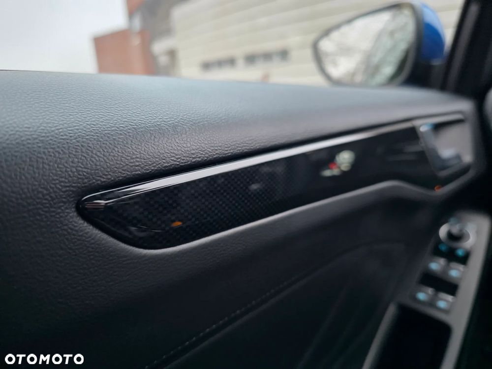 Ford Focus 1.0 EcoBoost mHEV ST-Line X - 33