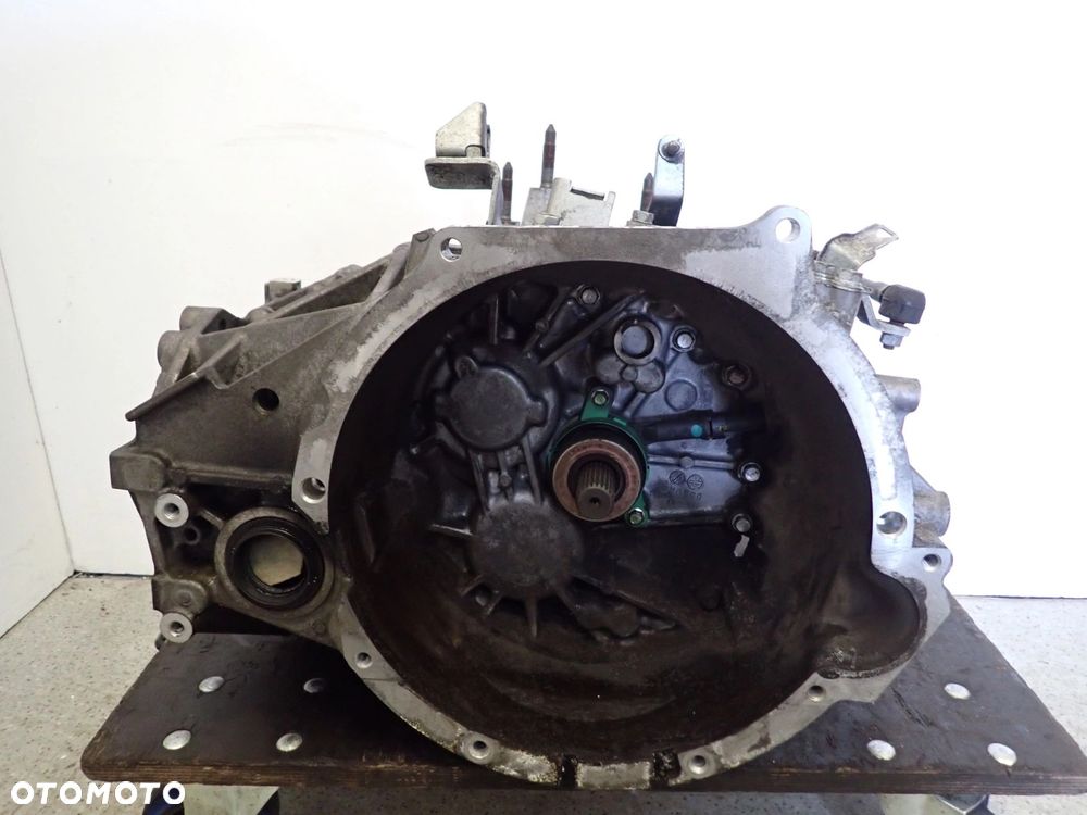 MITSUBISHI ASX 1.8 DID 10- SKRZYNIA BIEGÓW MANUALNA - 1