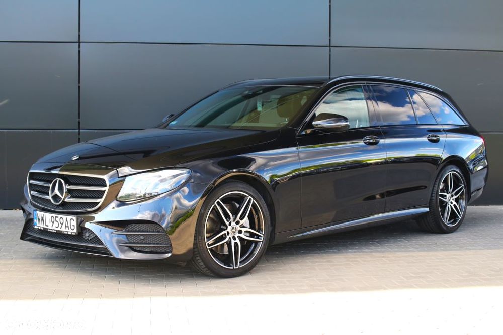 Mercedes-Benz Klasa E 220 d 4-Matic 9G-TRONIC - 1