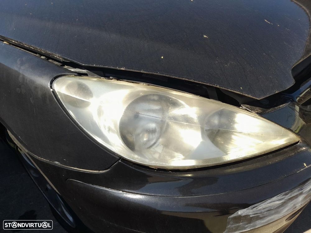 Ótica / farol direita PEUGEOT 307 (3A/C) - 2
