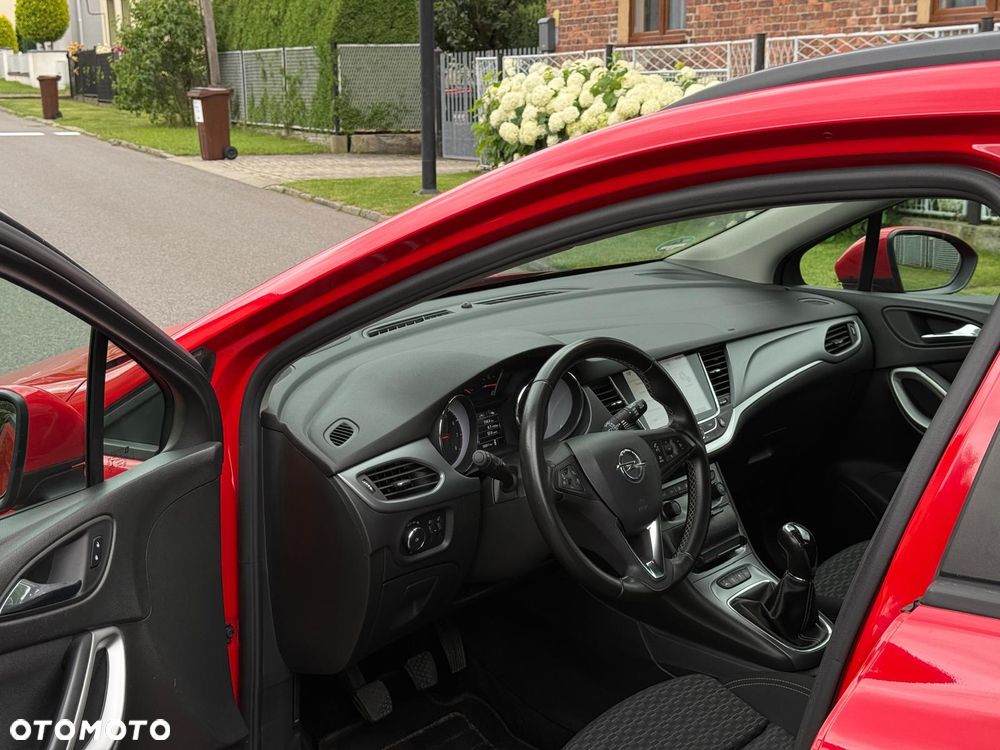 Opel Astra 1.4 T GPF Dynamic S&S - 15