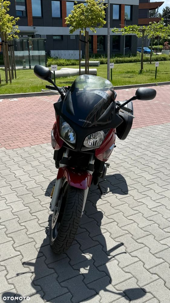 Honda CBF - 15