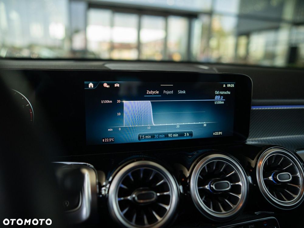 Mercedes-Benz GLB 220 mHEV 4-Matic AMG Line 8G-DCT - 27