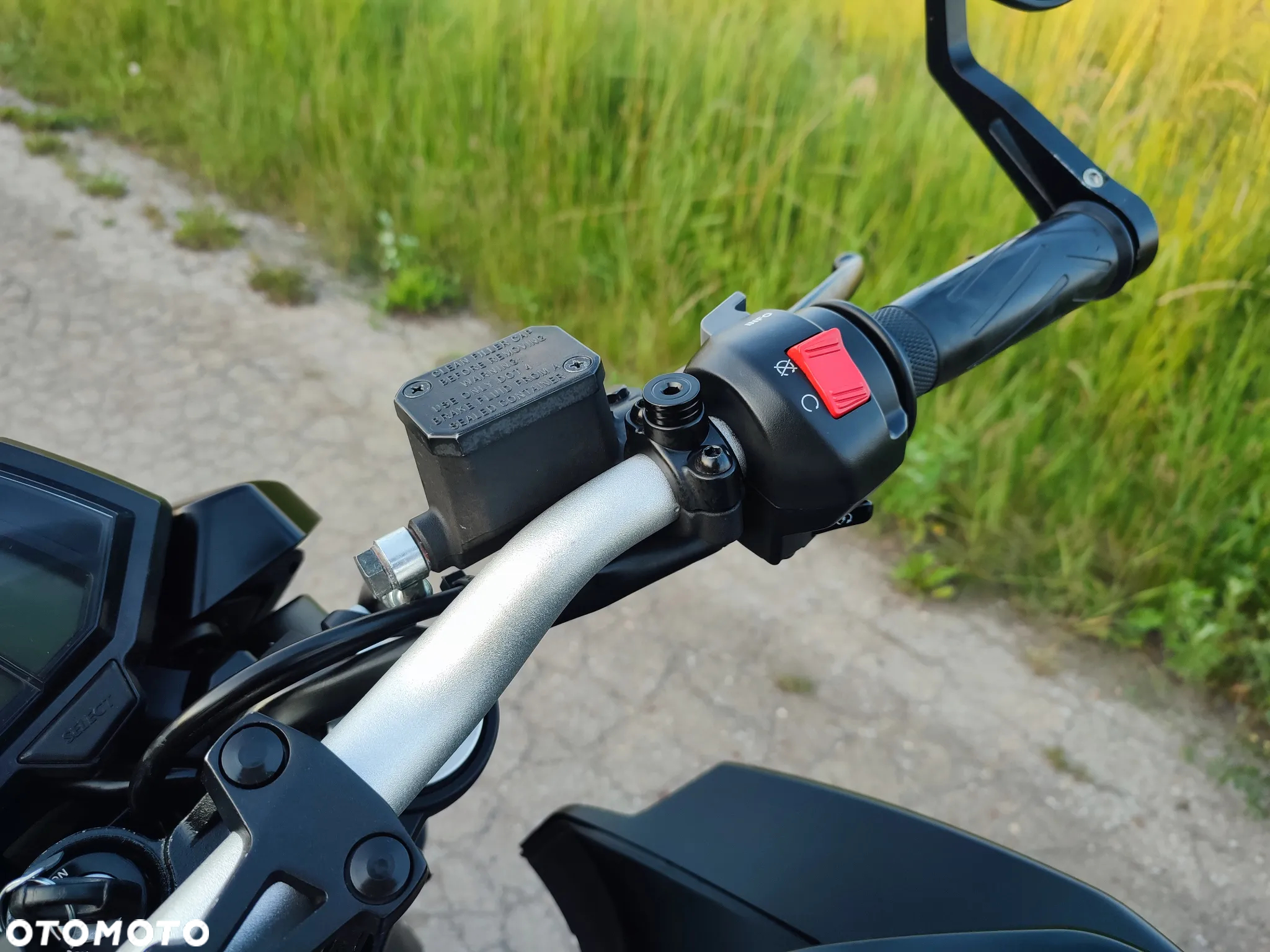 Yamaha MT - 21