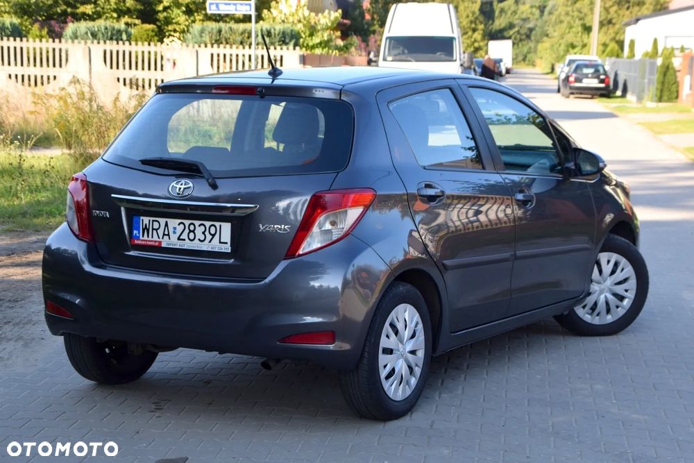 Toyota Yaris 1.33 Sol - 13