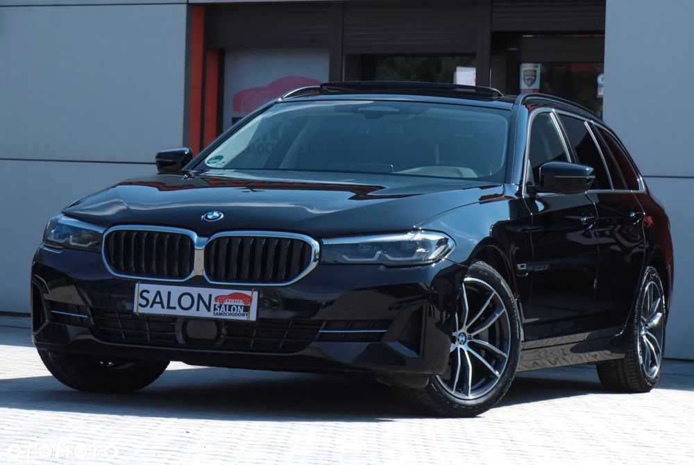 BMW Seria 5 530e sport - 40