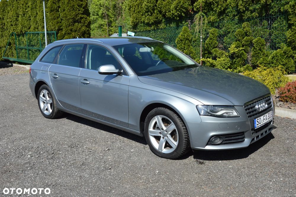 Audi A4 Avant - 11