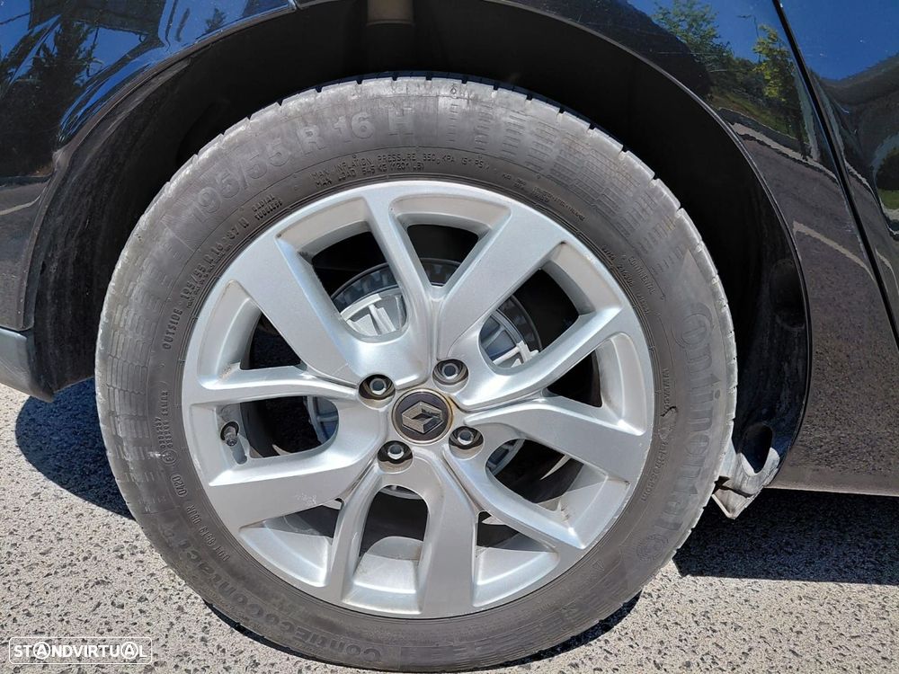 Renault Clio Sport Tourer 0.9 TCe Limited - 21