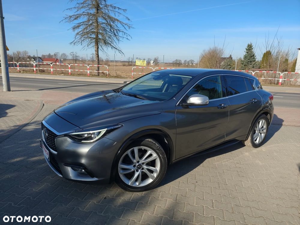Infiniti Q30 1.5d Premium - 7