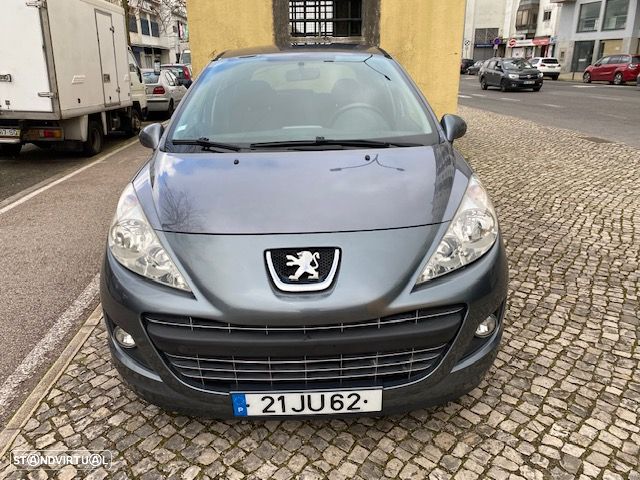 Peugeot 207 1.4 16V SE Sportium - 2