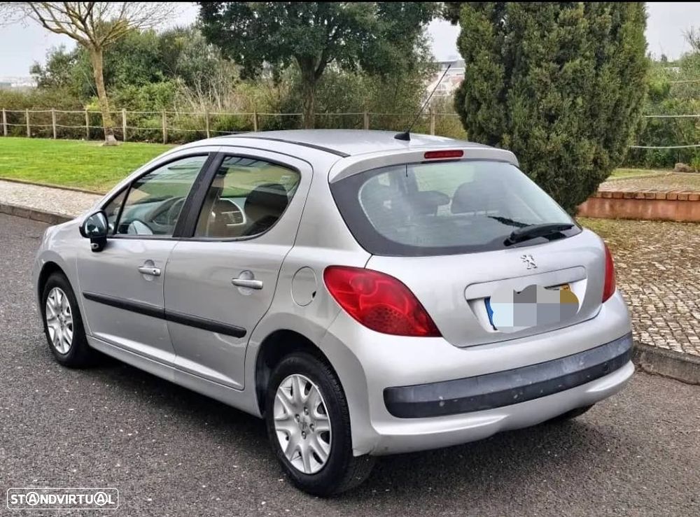 Peugeot 207 1.6 HDi Sport - 8